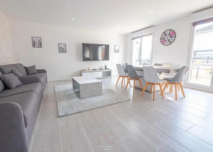 *Disneyland-Paris* 9 Pers, 2 Parkings, Wifi, Ac