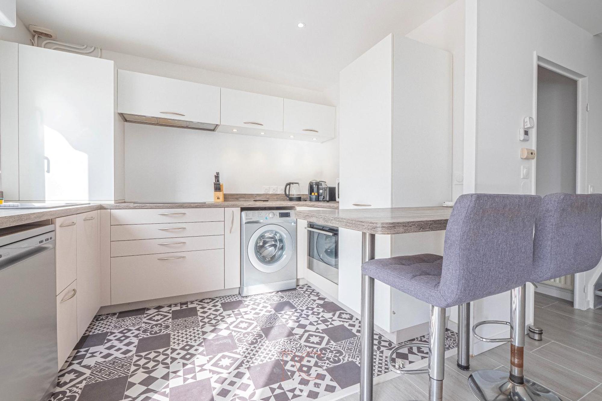 *disneyland-paris* 9 Pers, 2 Parkings, Wifi, Ac *